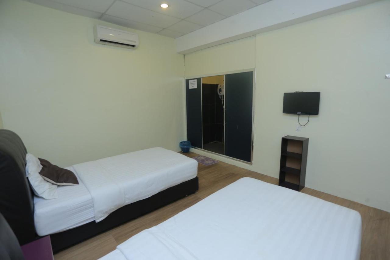 Jam Hotel Kota Warisan Sepang @ Erl Salak Tinggi, Klia 1-2 & F1 Exterior photo